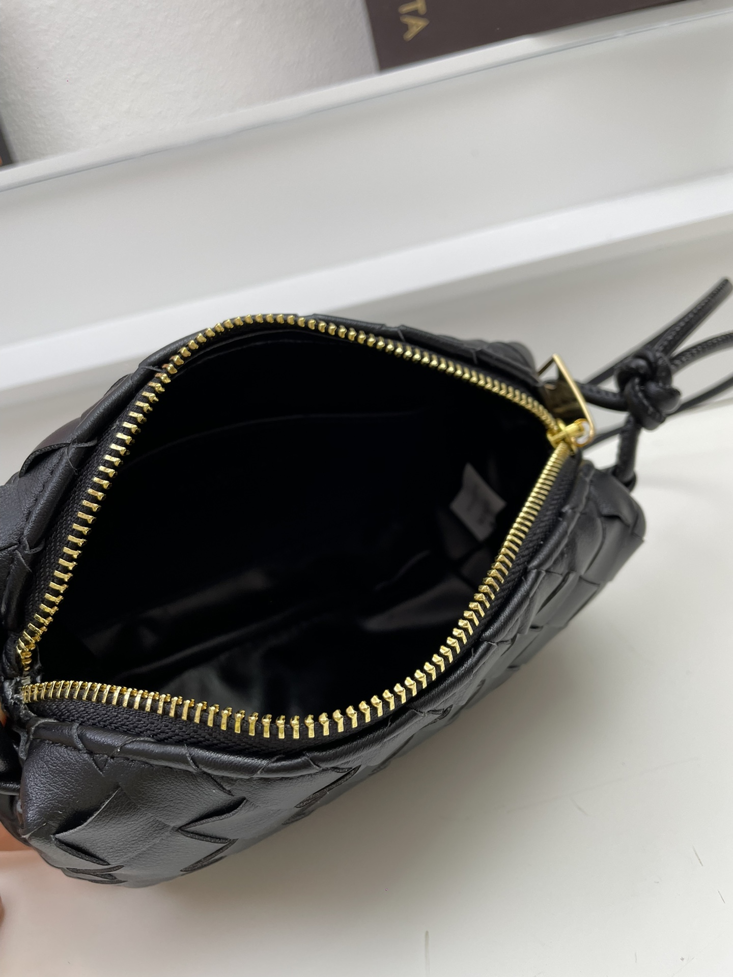 【Bottega Veneta】LOOP -17*11*6CM