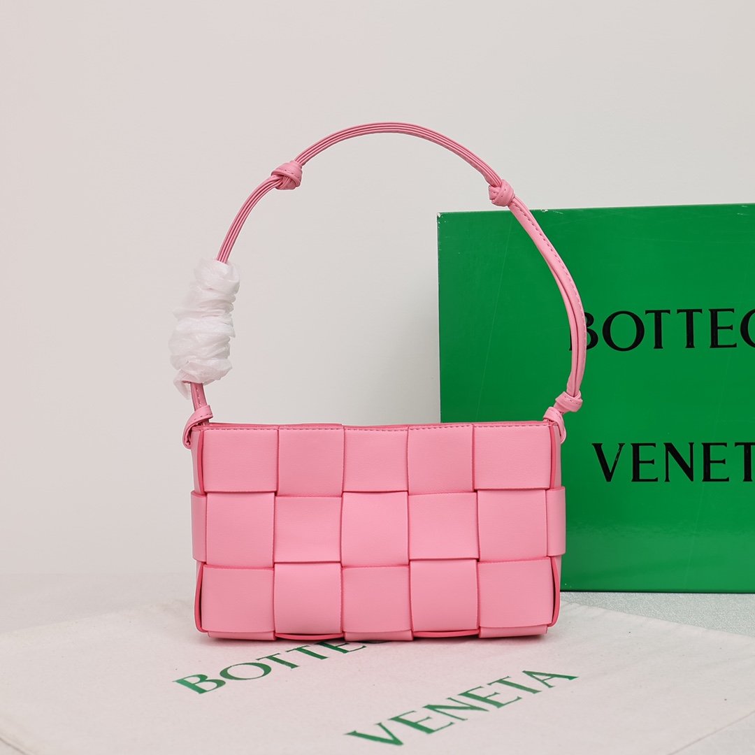 【Bottega Veneta】23*15*5.5 CM