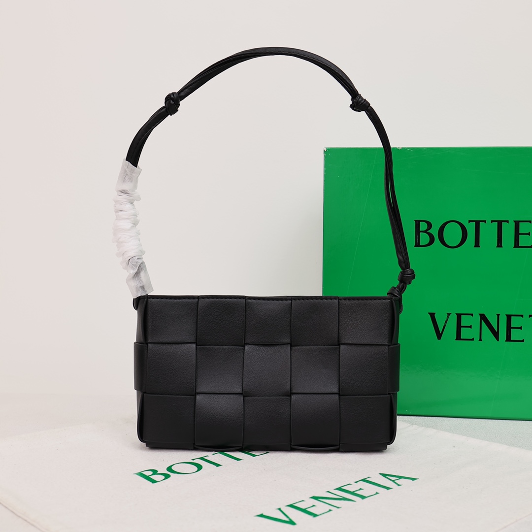 【Bottega Veneta】23*15*5.5 CM