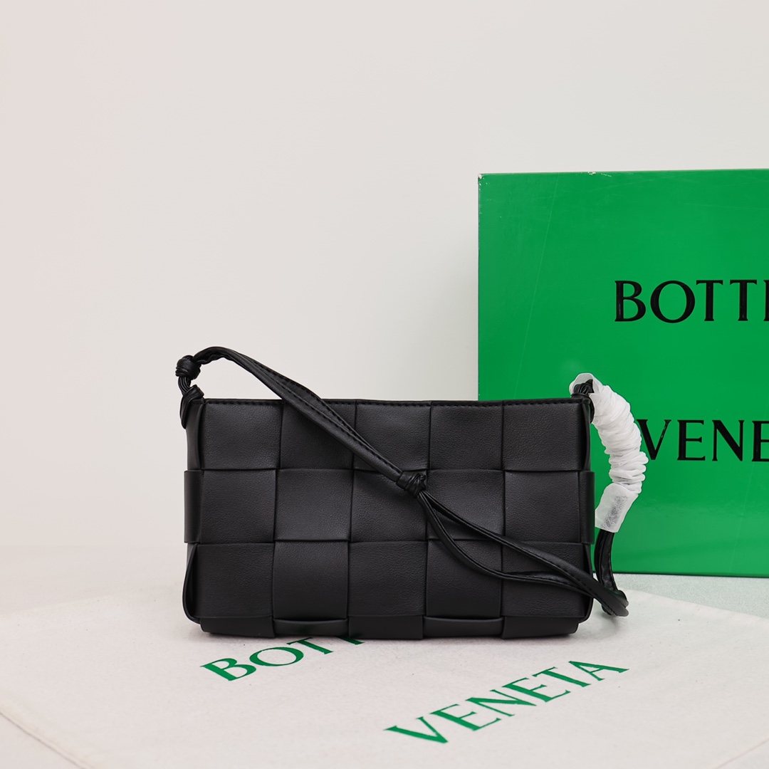 【Bottega Veneta】23*15*5.5 CM