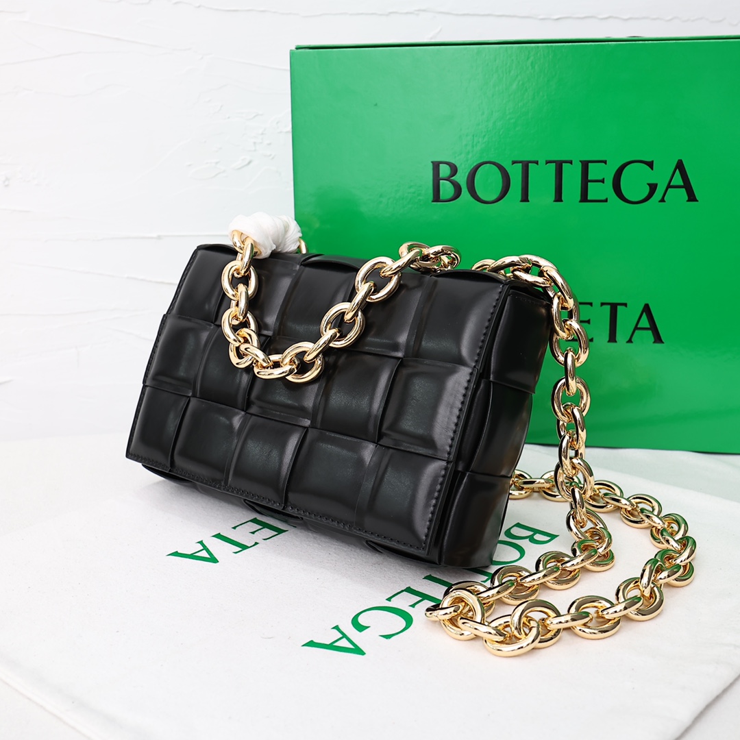 【Bottega Veneta】26*8*18CM