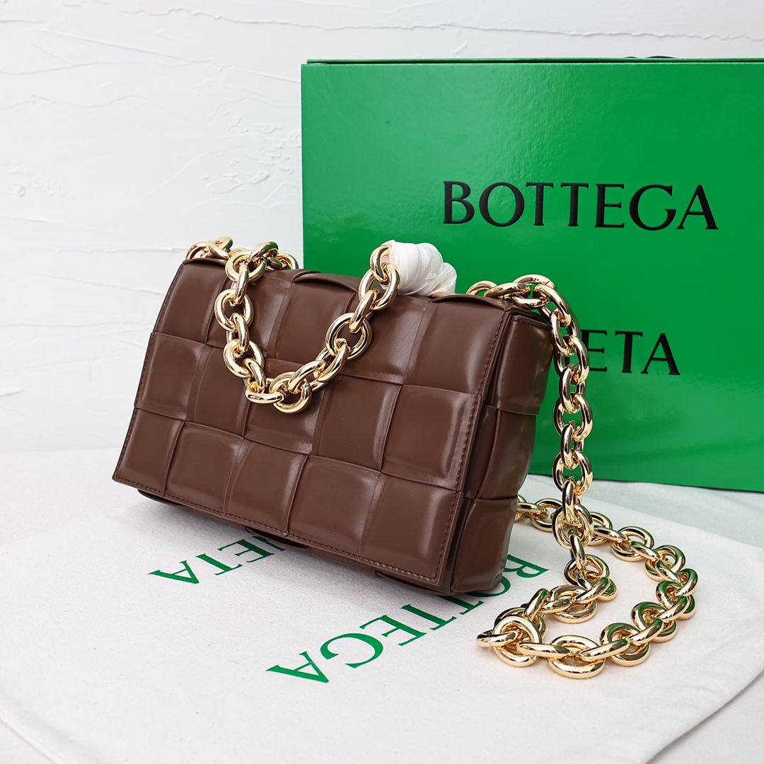 【Bottega Veneta】26*8*18CM