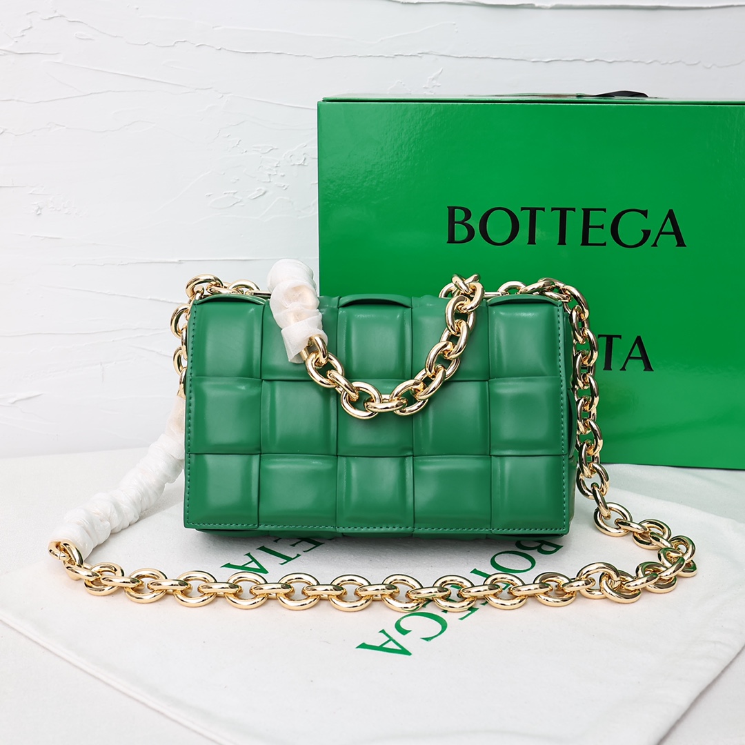 【Bottega Veneta】26*8*18CM