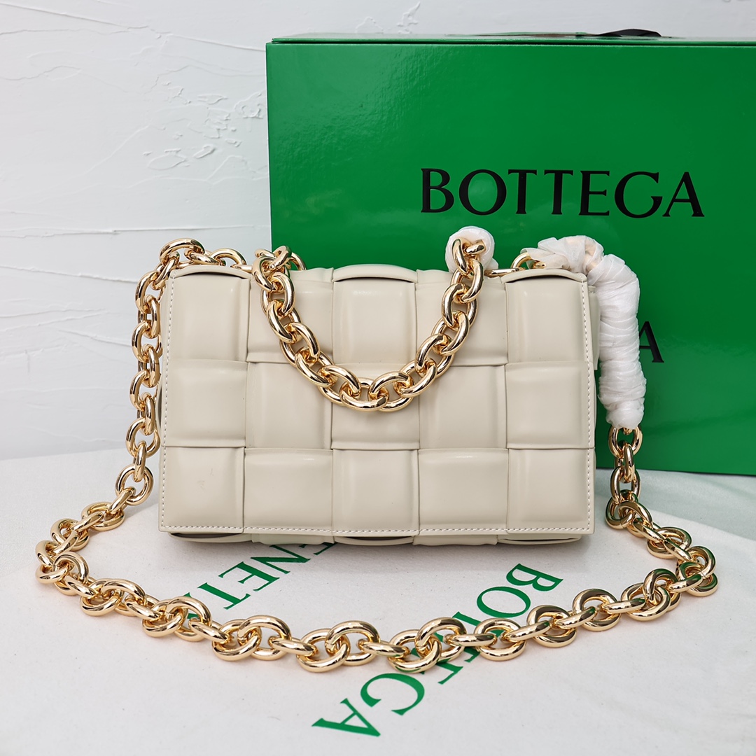 【Bottega Veneta】26*8*18CM