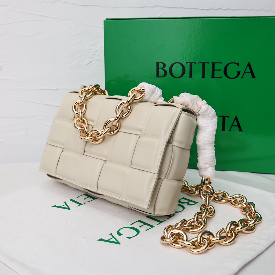 【Bottega Veneta】26*8*18CM