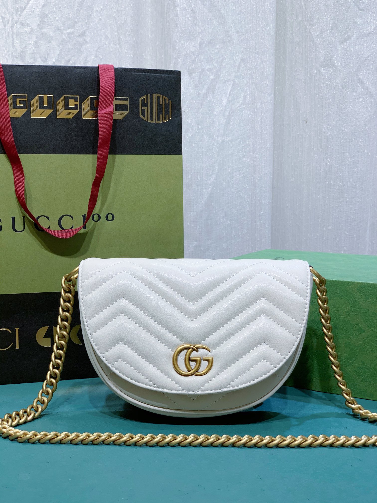 【GUCCI】Marmont 20x14x4cm