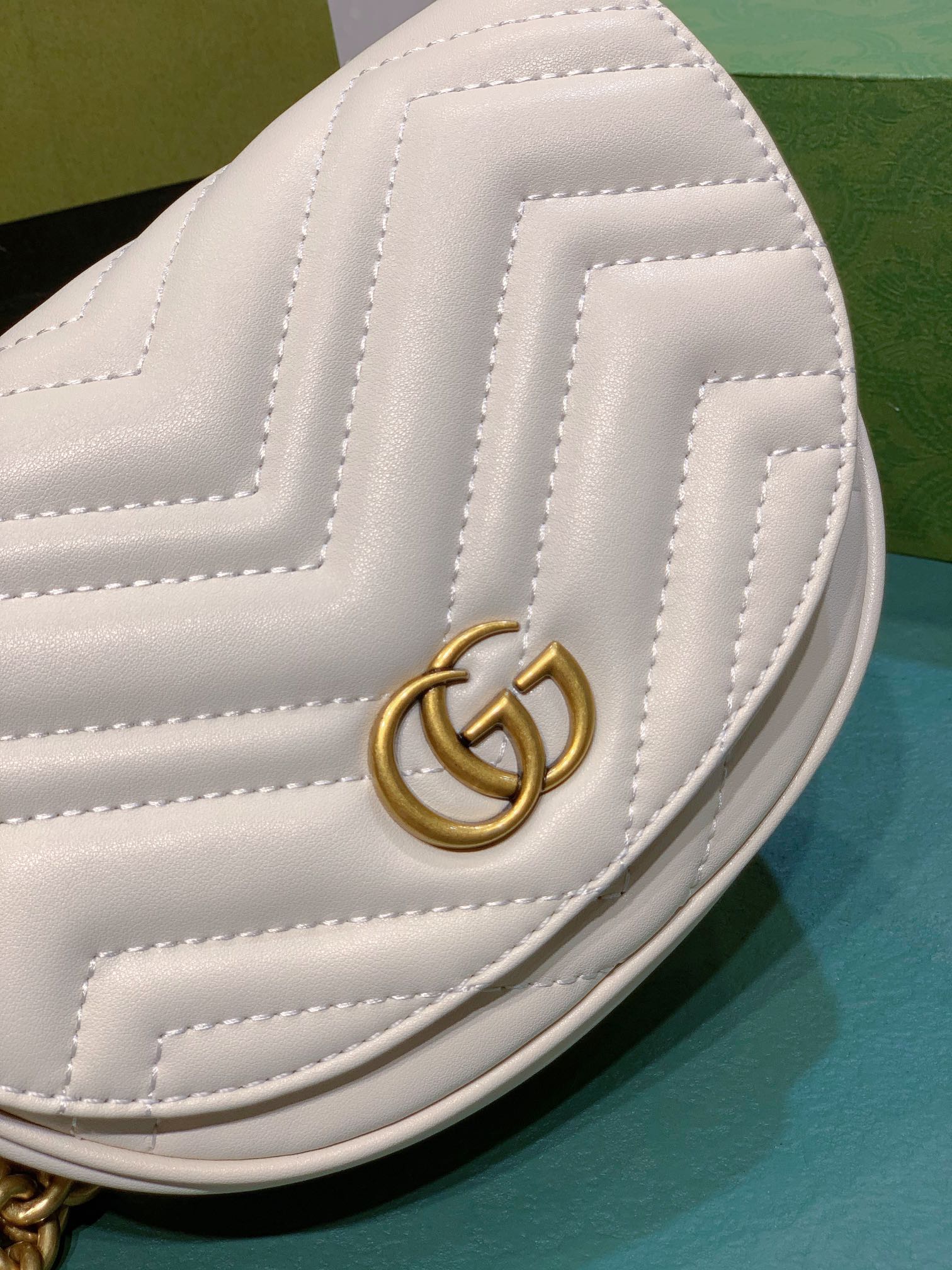 【GUCCI】Marmont 20x14x4cm