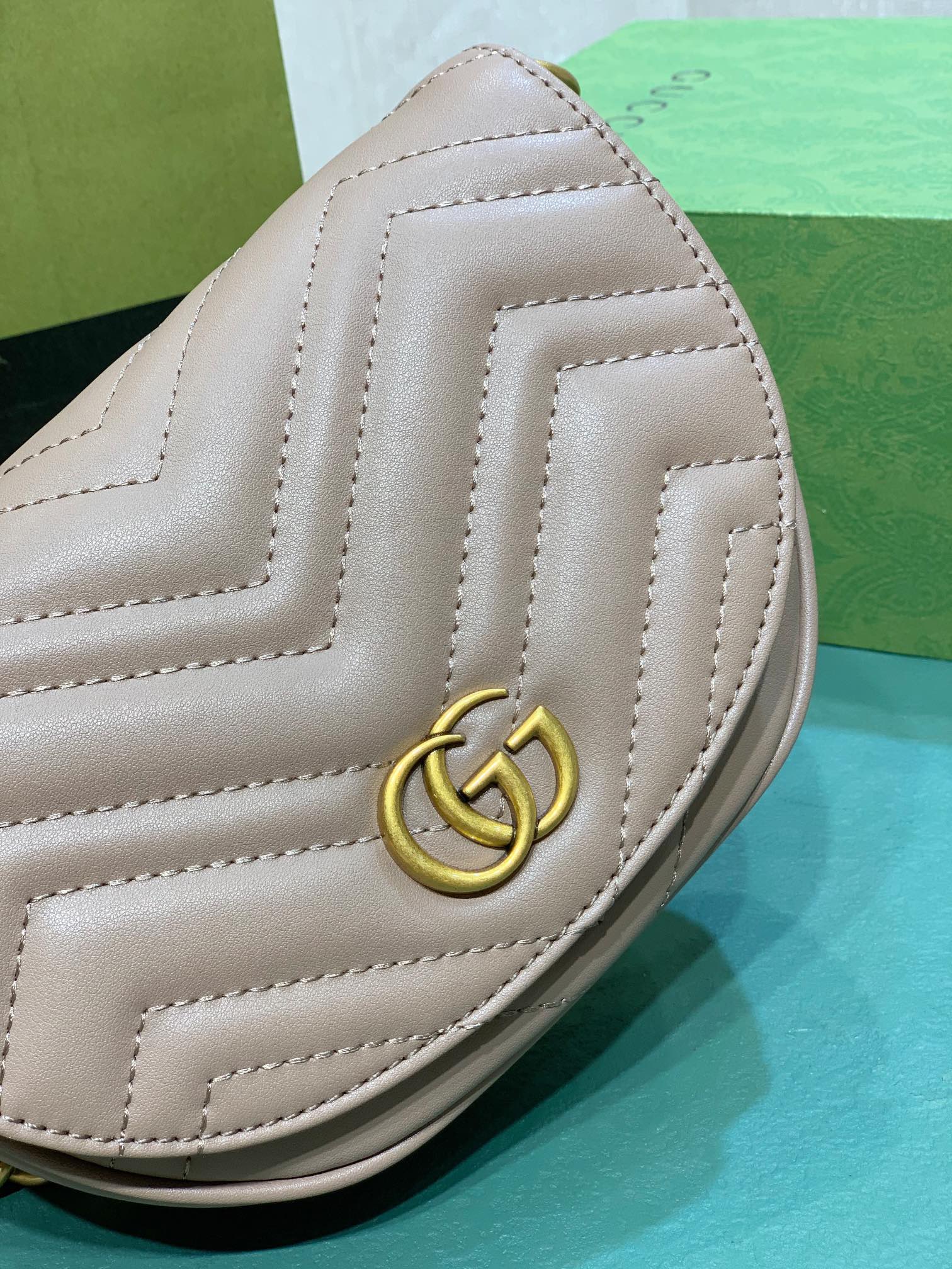 【GUCCI】Marmont 20x14x4cm