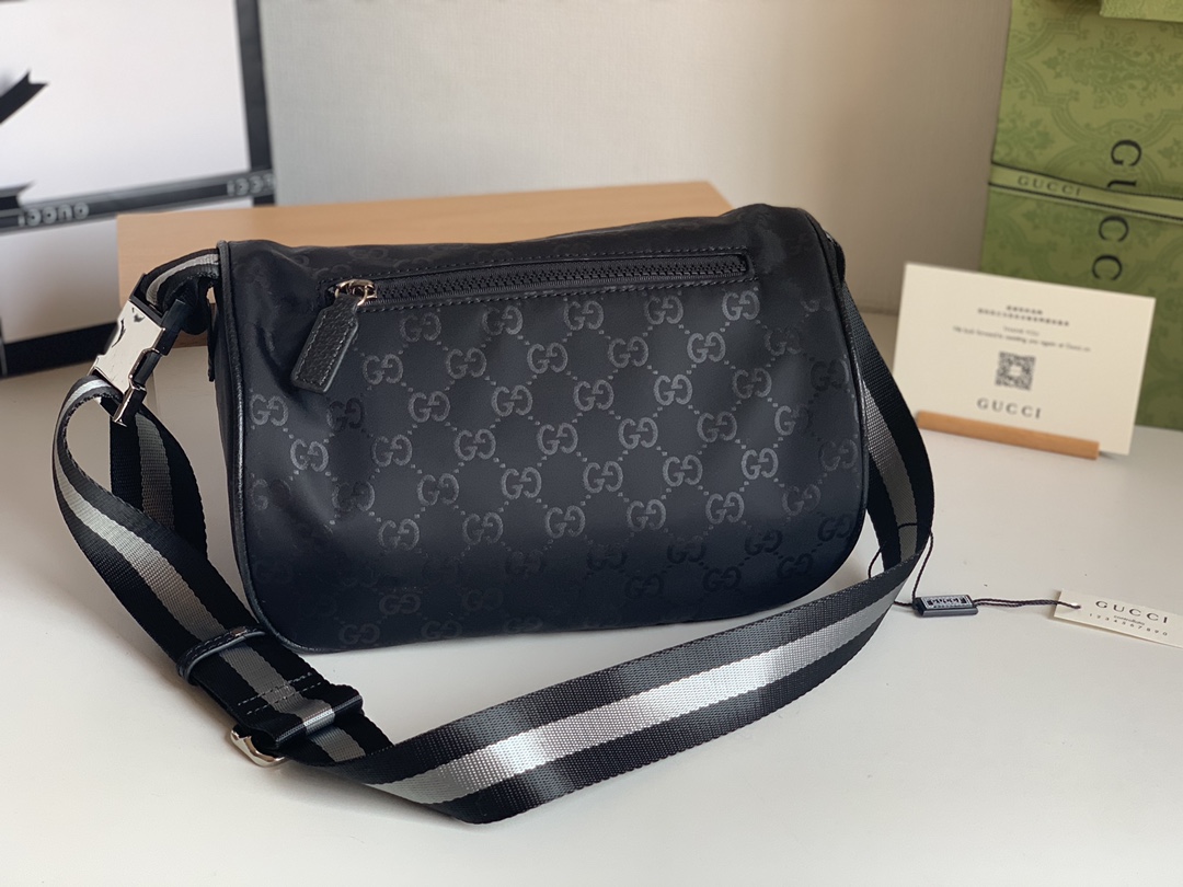 【GUCCI】27-13-12cm