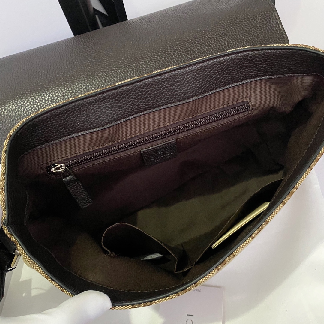 【GUCCI】28x20x9cm