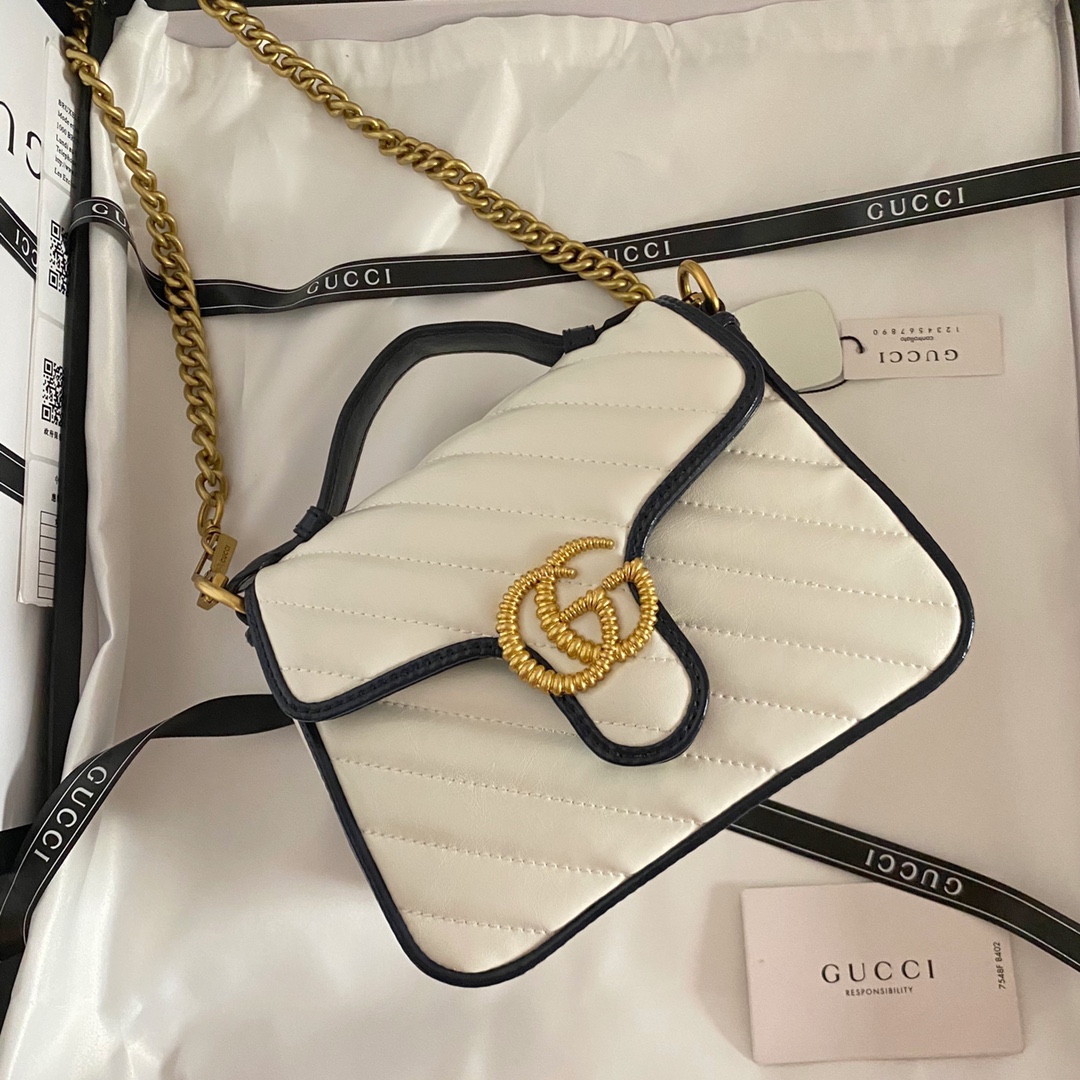 【GUCCI】21×15×8cm