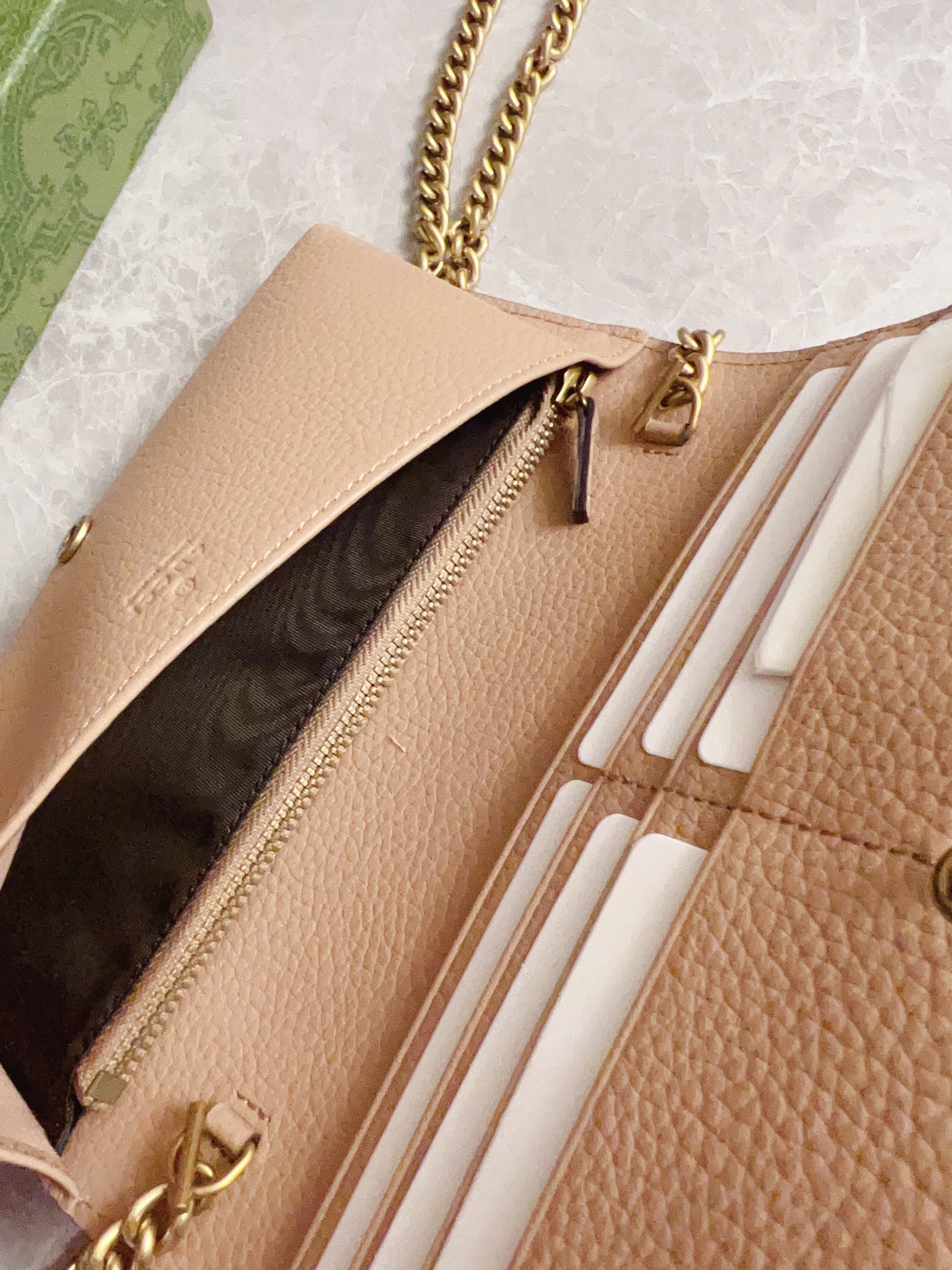 【GUCCI】19x 10x 4cm