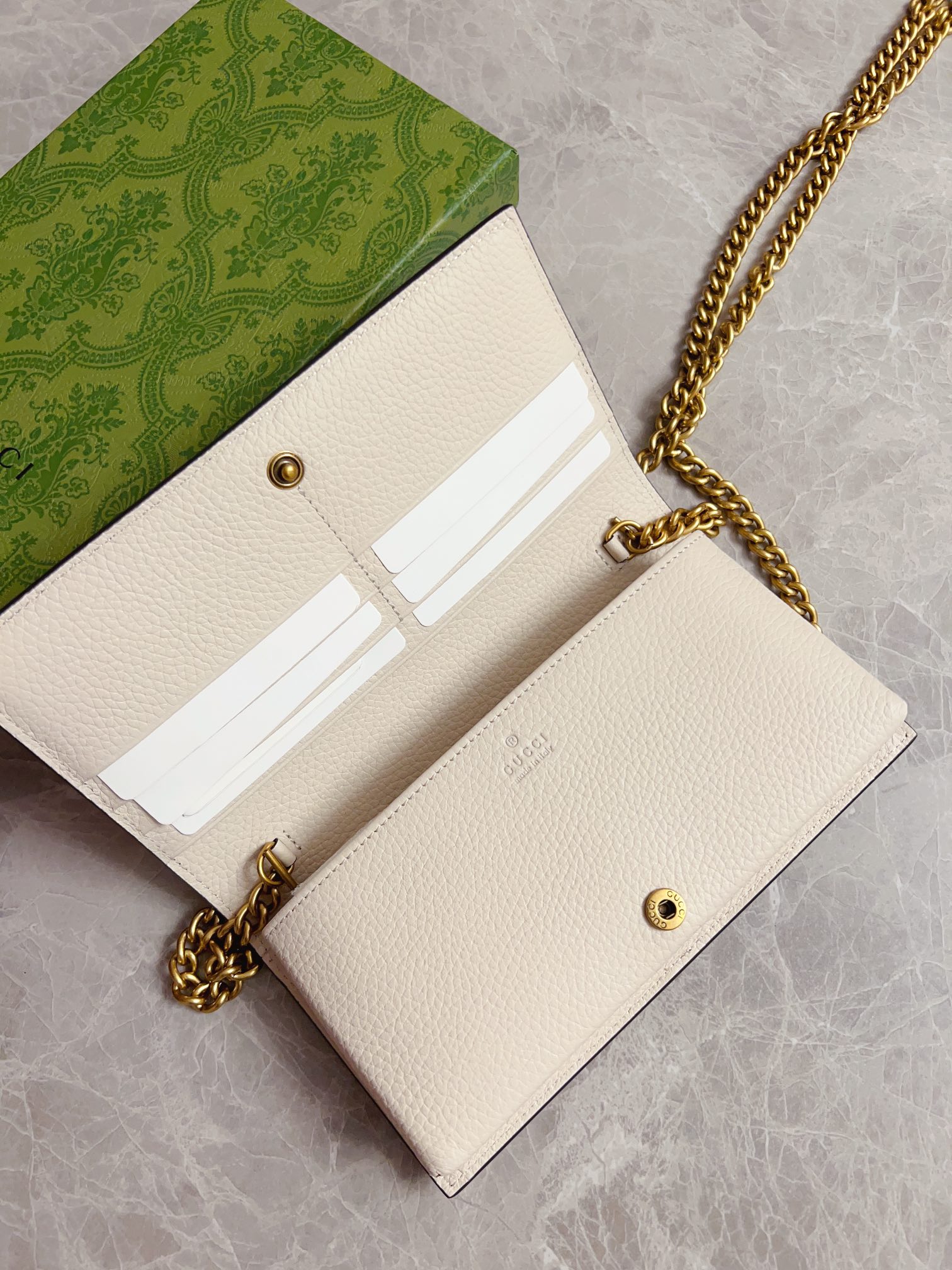 【GUCCI】19x 10x 4cm