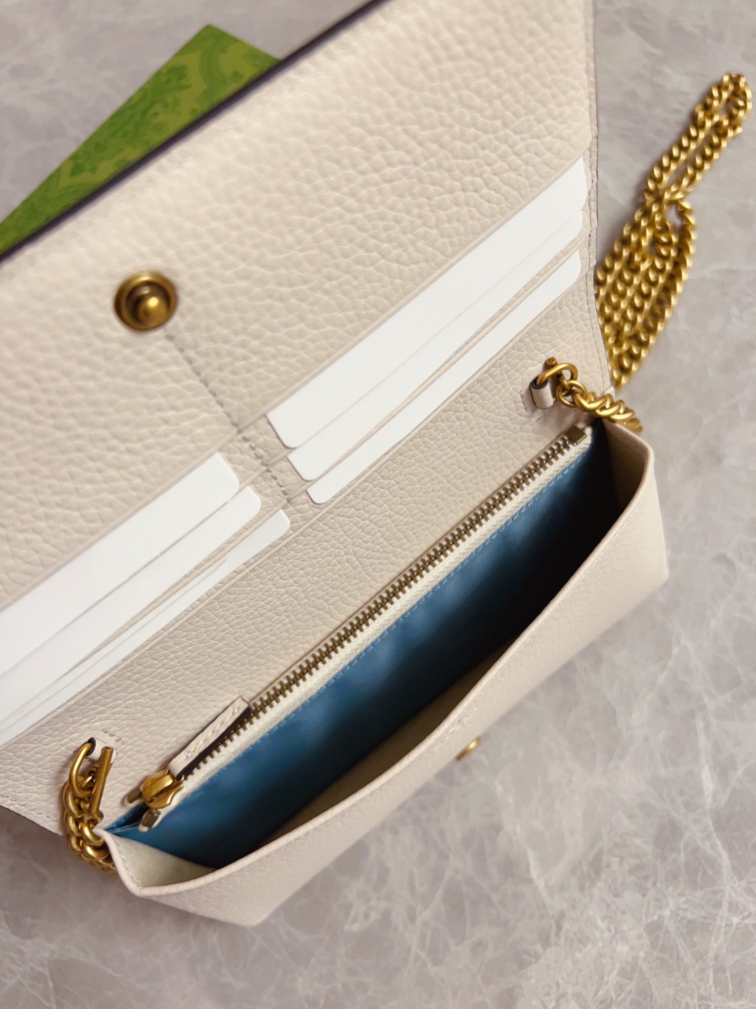 【GUCCI】19x 10x 4cm