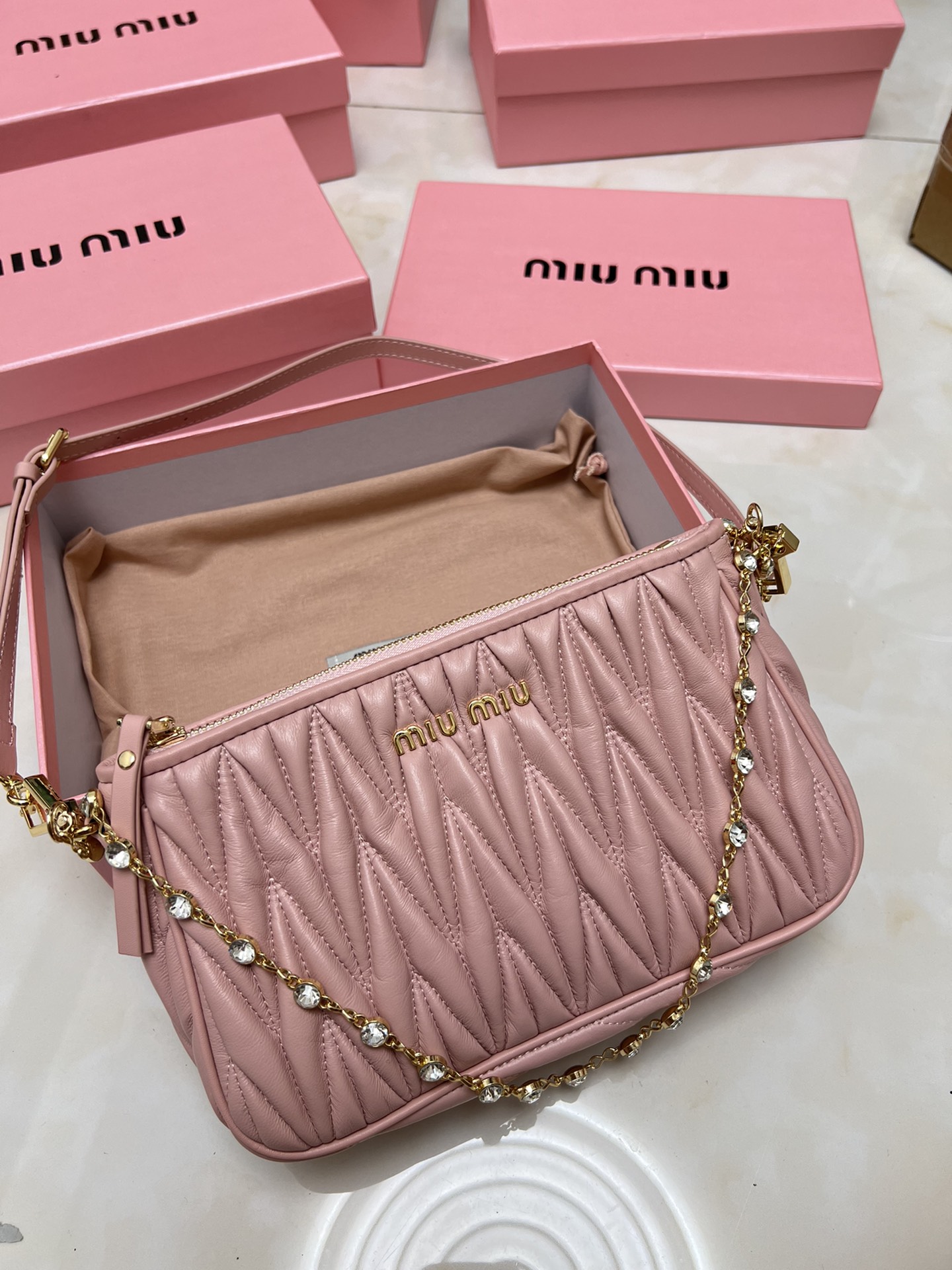 【MIUMIU】24-15-5cm