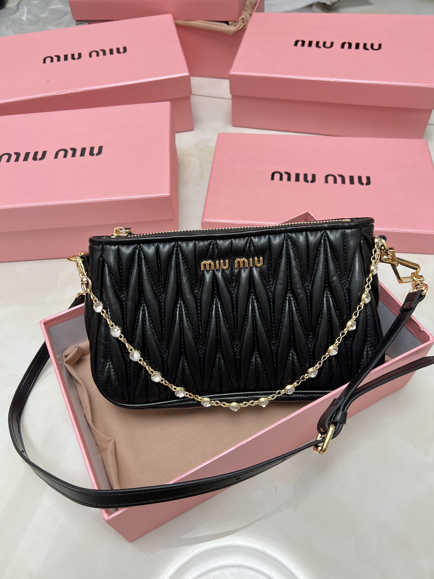 【MIUMIU】24-15-5cm