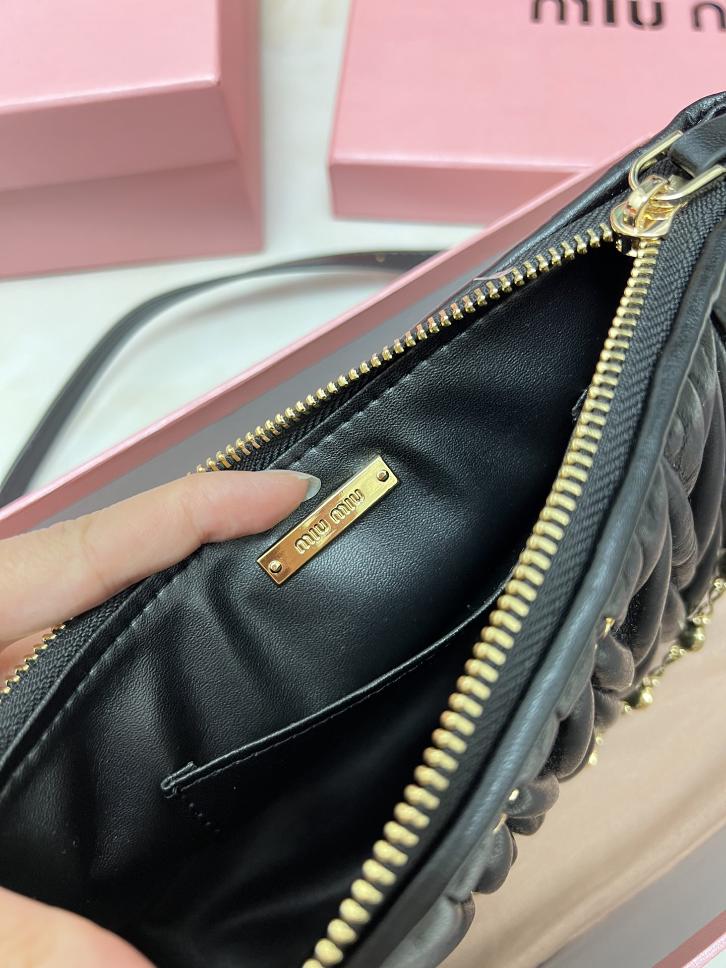 【MIUMIU】24-15-5cm