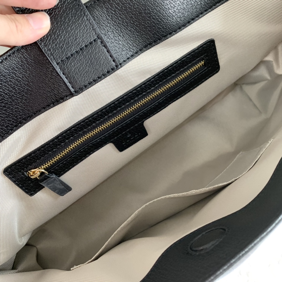 【GUCCI】𝙂𝙂 𝘿𝙀𝙉𝙄𝙈  38×28×14cm