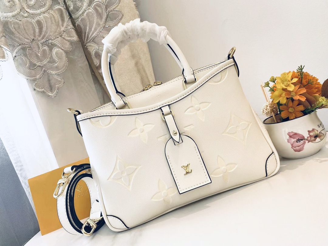 【LOUIS VUITTON】Trianon 28 x 18 x 8CM
