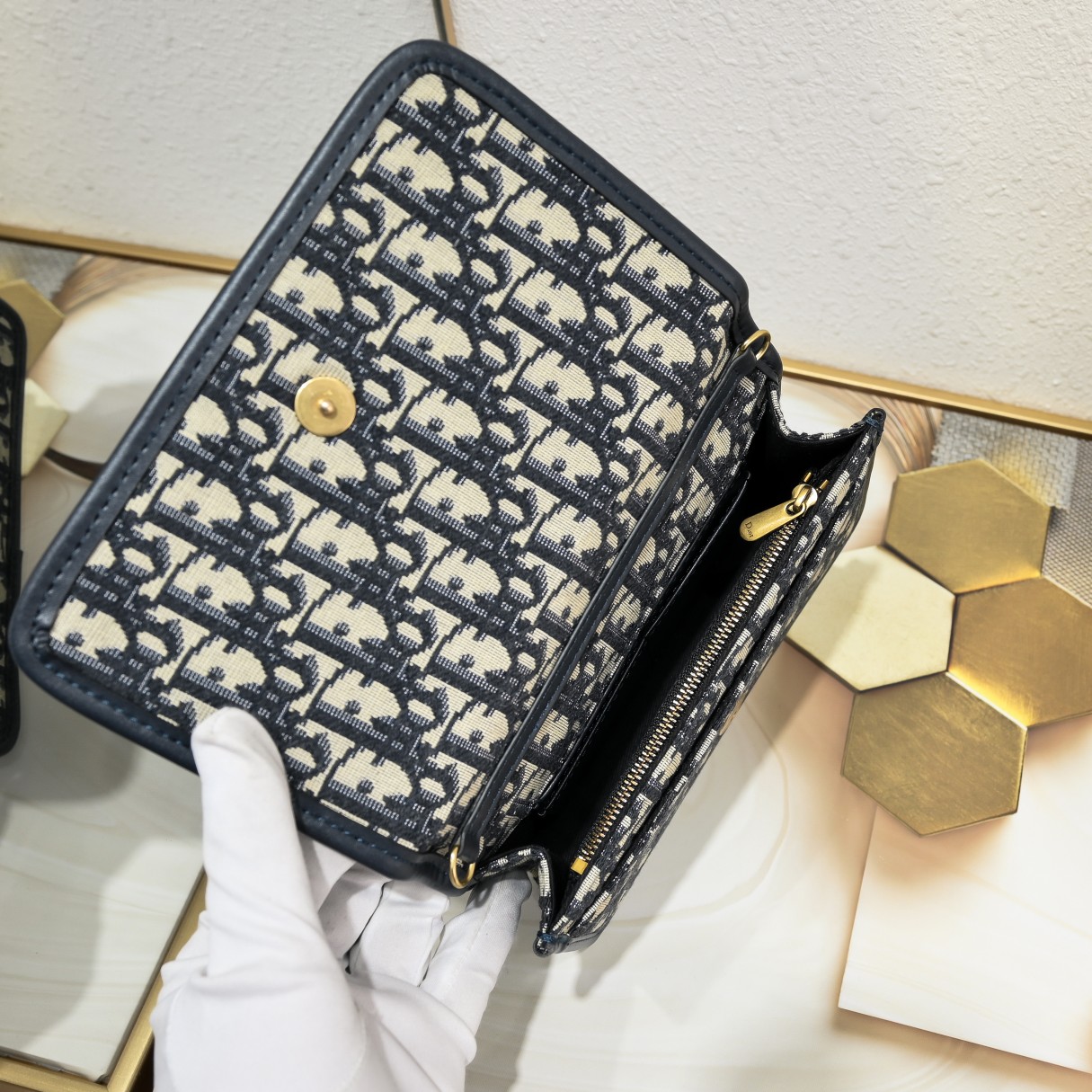 【DIOR】Montaigne 19 x 12.5 x 4 cm