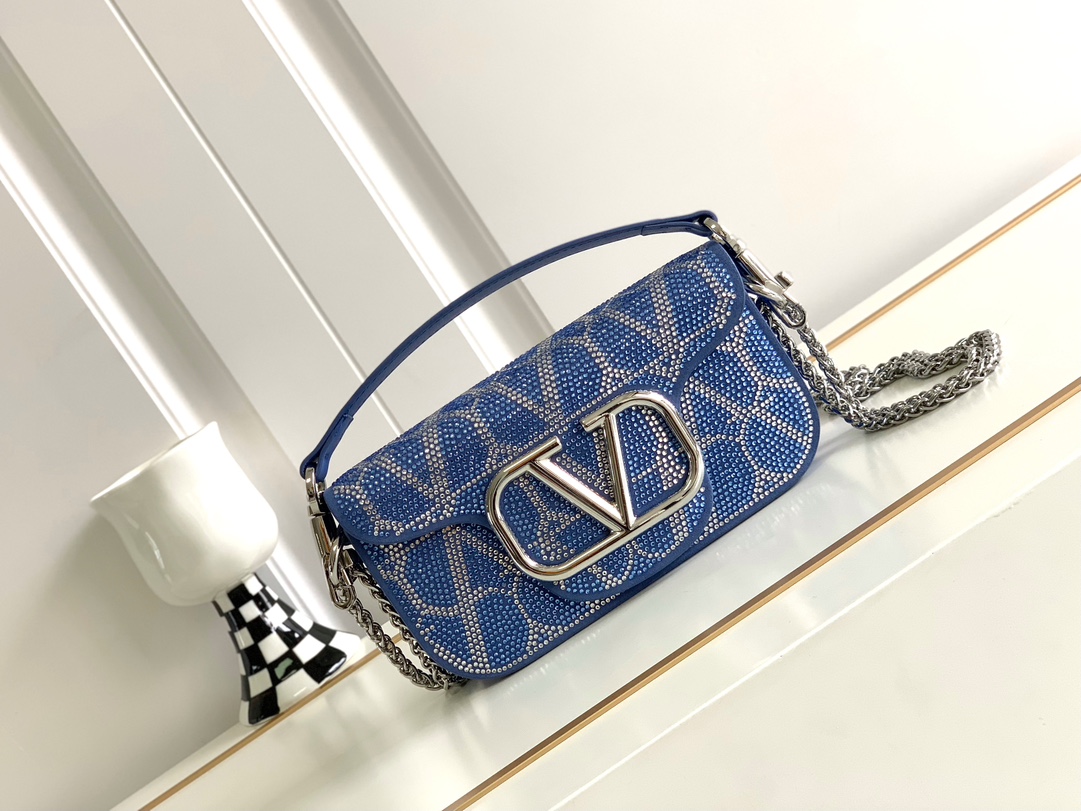 【Valentino】Garavani  20 x 11 x 5cm