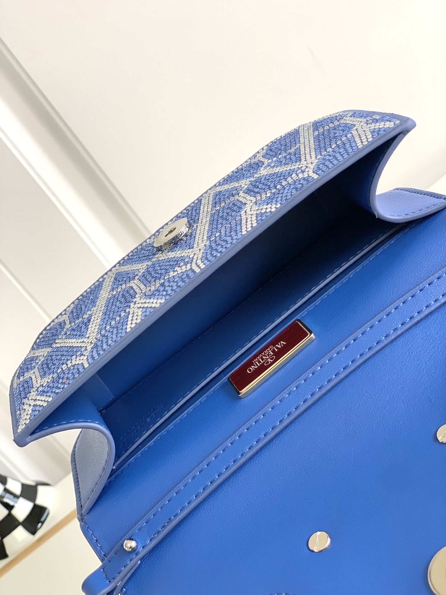 【Valentino】Garavani  20 x 11 x 5cm