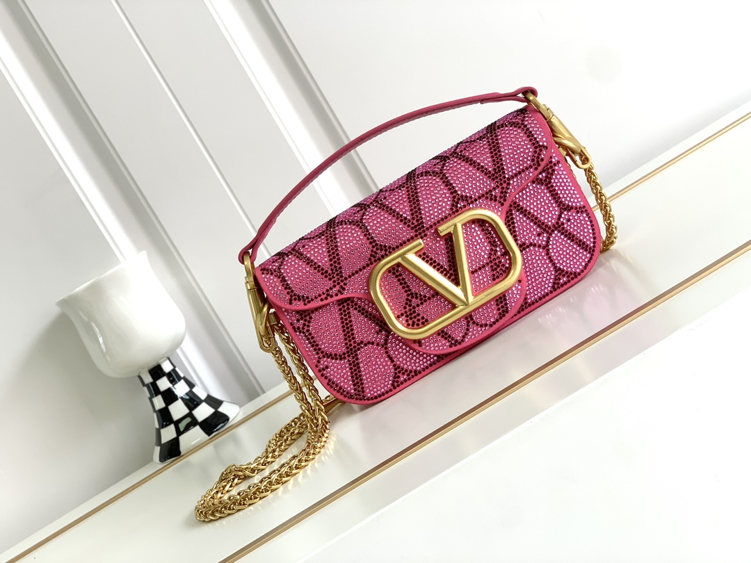 【Valentino】Garavani  20 x 11 x 5cm