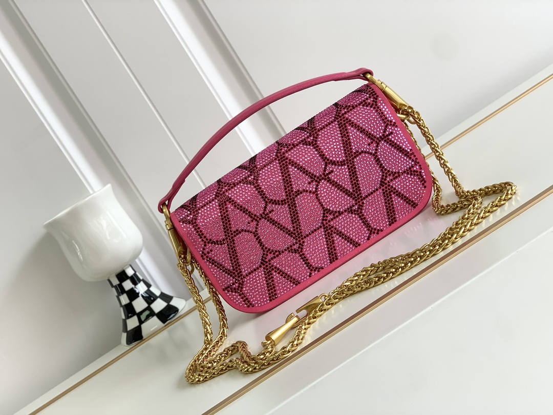 【Valentino】Garavani  20 x 11 x 5cm