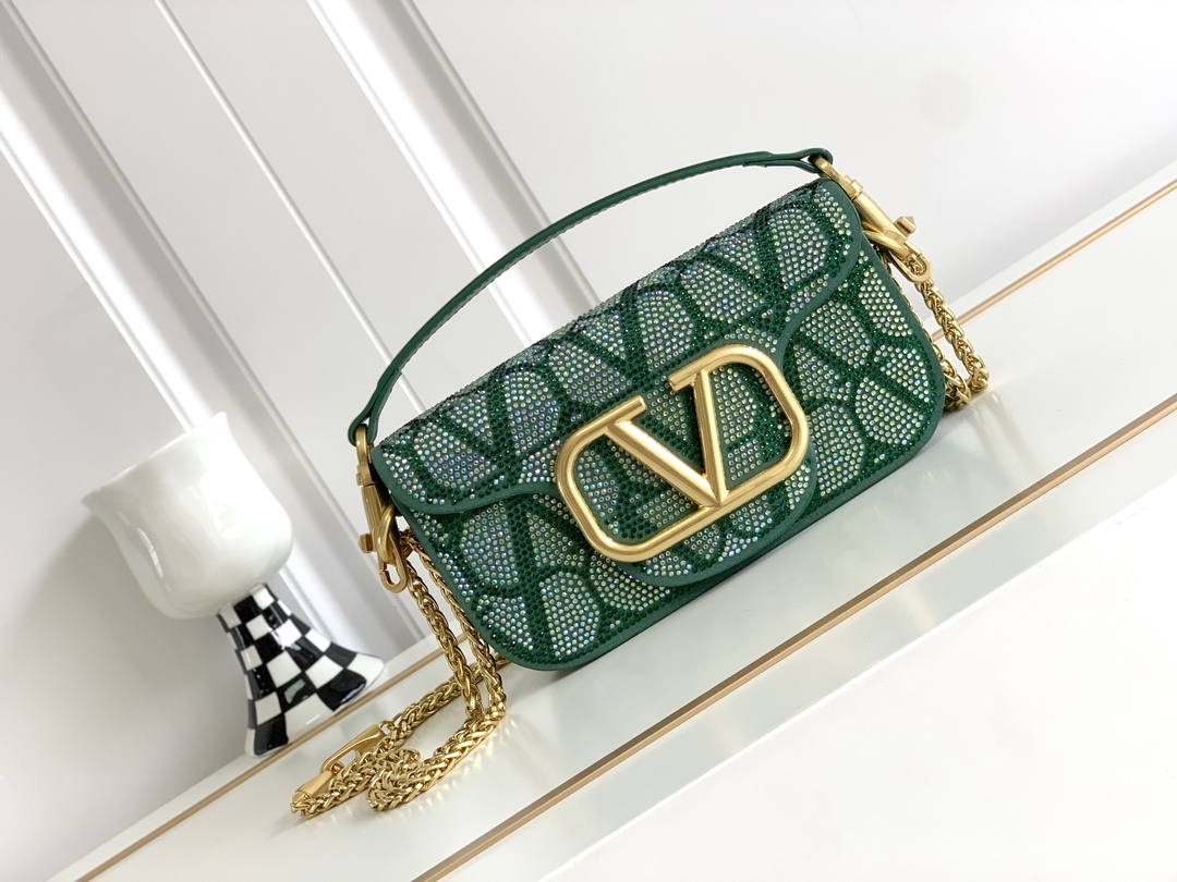 【Valentino】Garavani  20 x 11 x 5cm