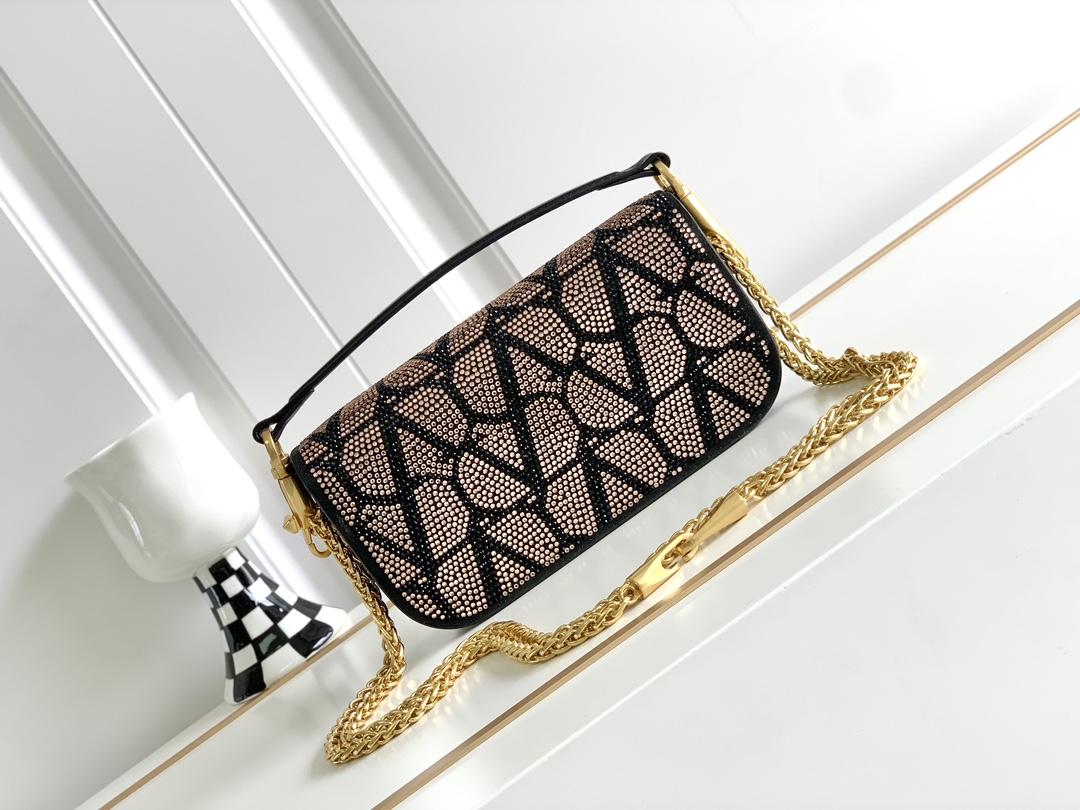 【Valentino】Garavani  20 x 11 x 5cm