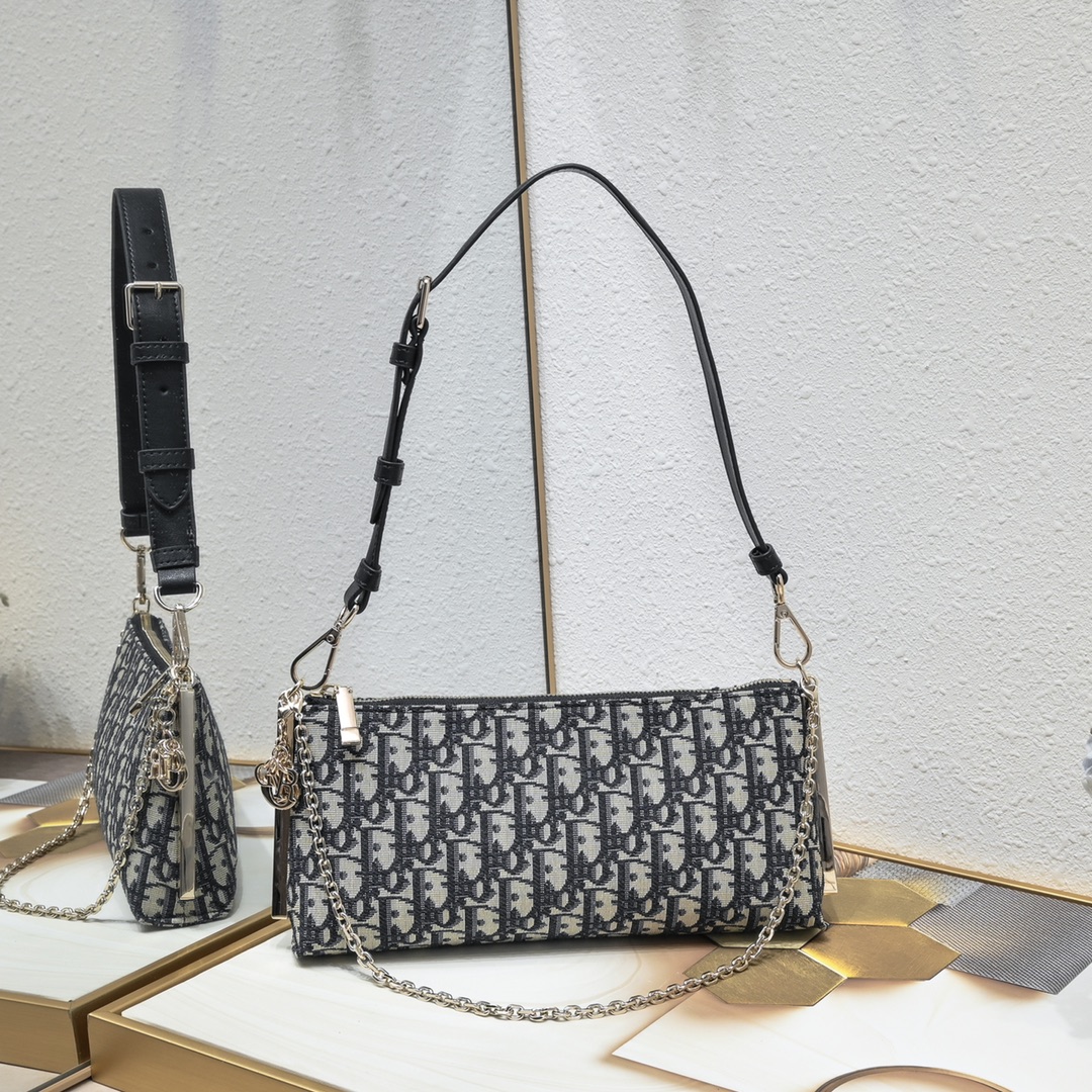 【DIOR】27×12×5cm