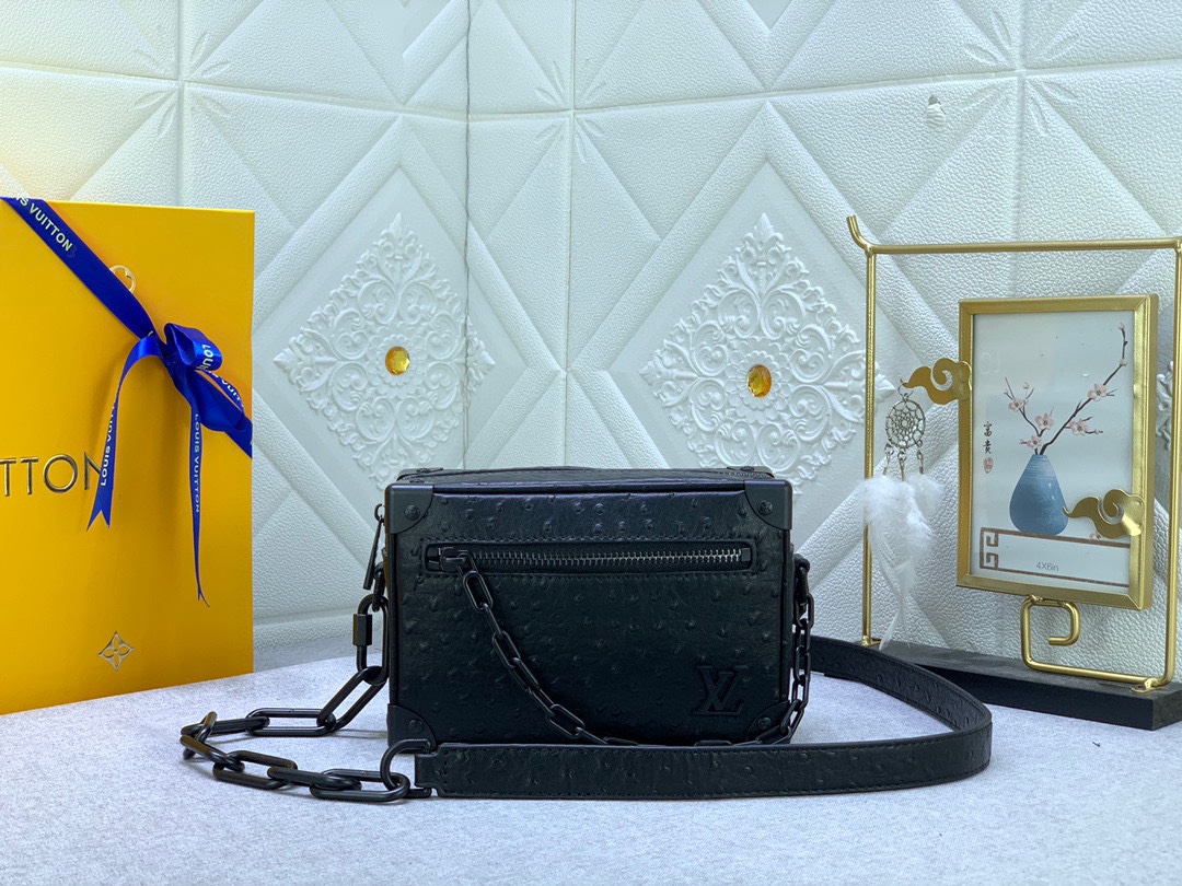 【LOUIS VUITTON】18.5 x 13.0 × 8.0 cm