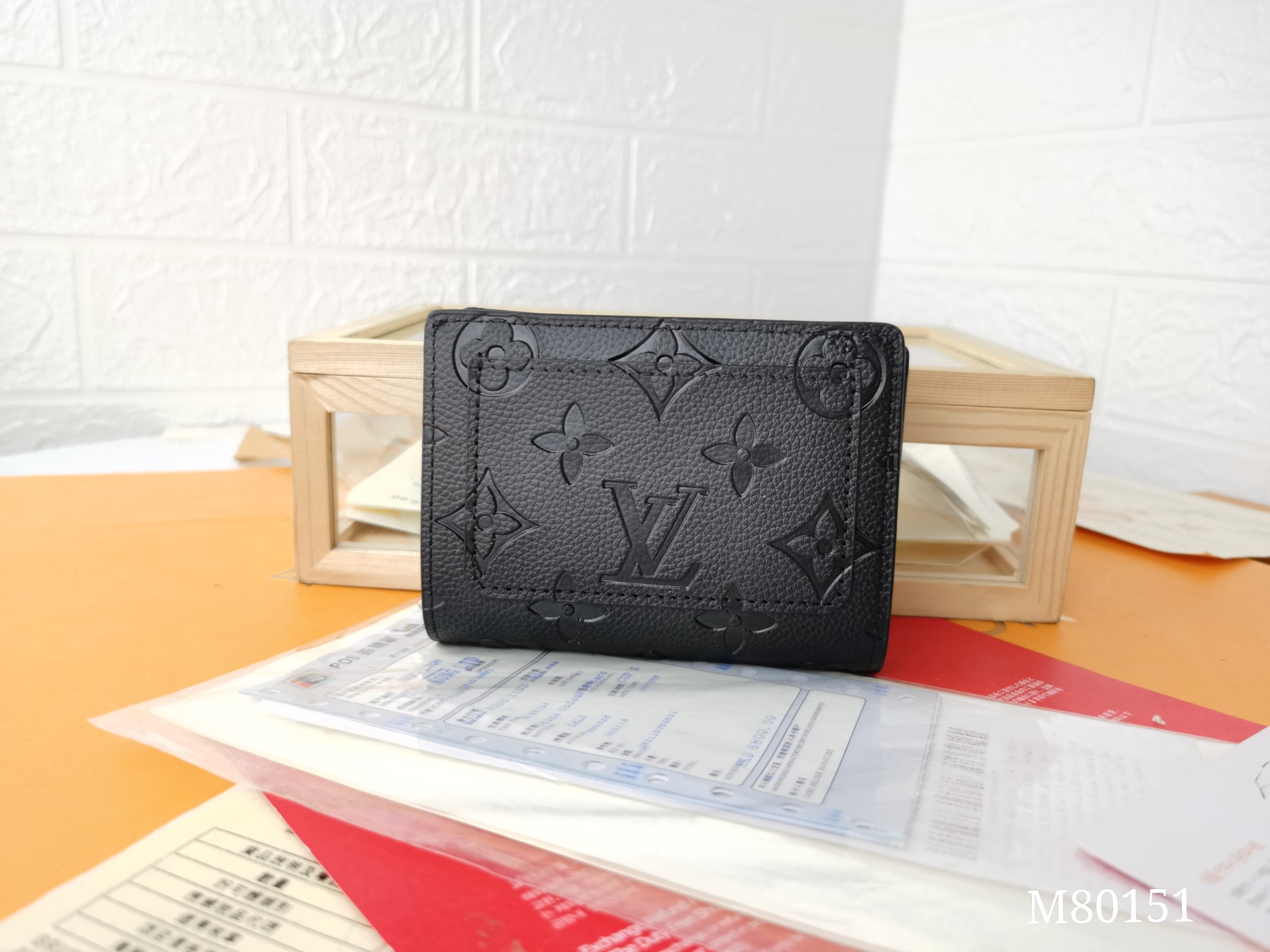 【LOUIS VUITTON】ポルトフォイユ・クレア  11.0 x 8.5 x 3.5 cm