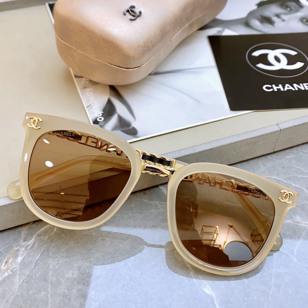 【サングラス】★CHANEL★ SIZE：52-22-145mm