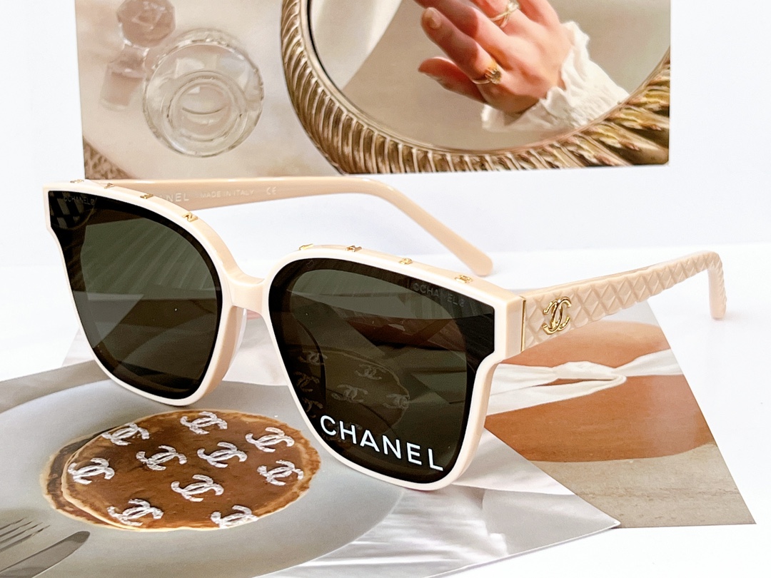 【サングラス】★CHANEL★ SIZE：65-16-145mm