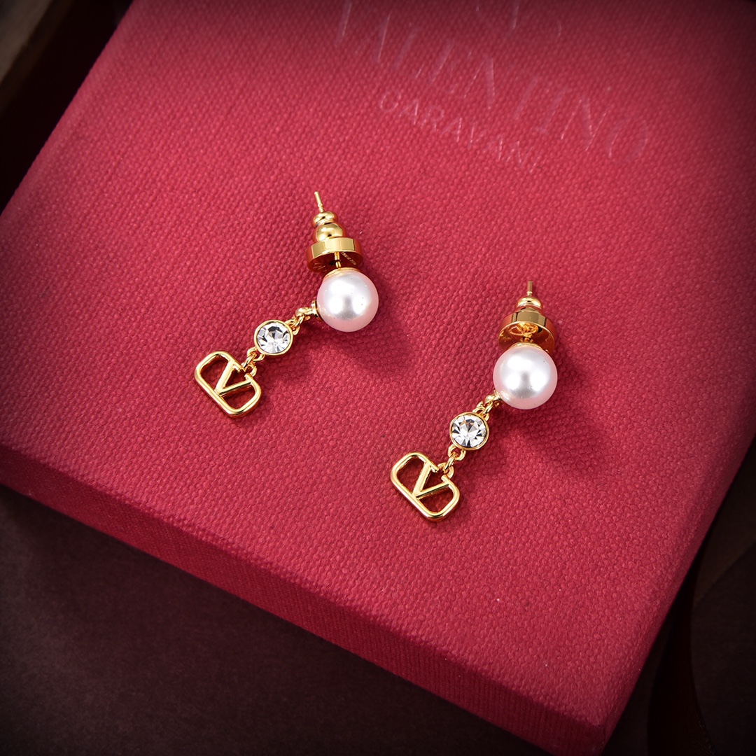 【ピアス】★Valentino★