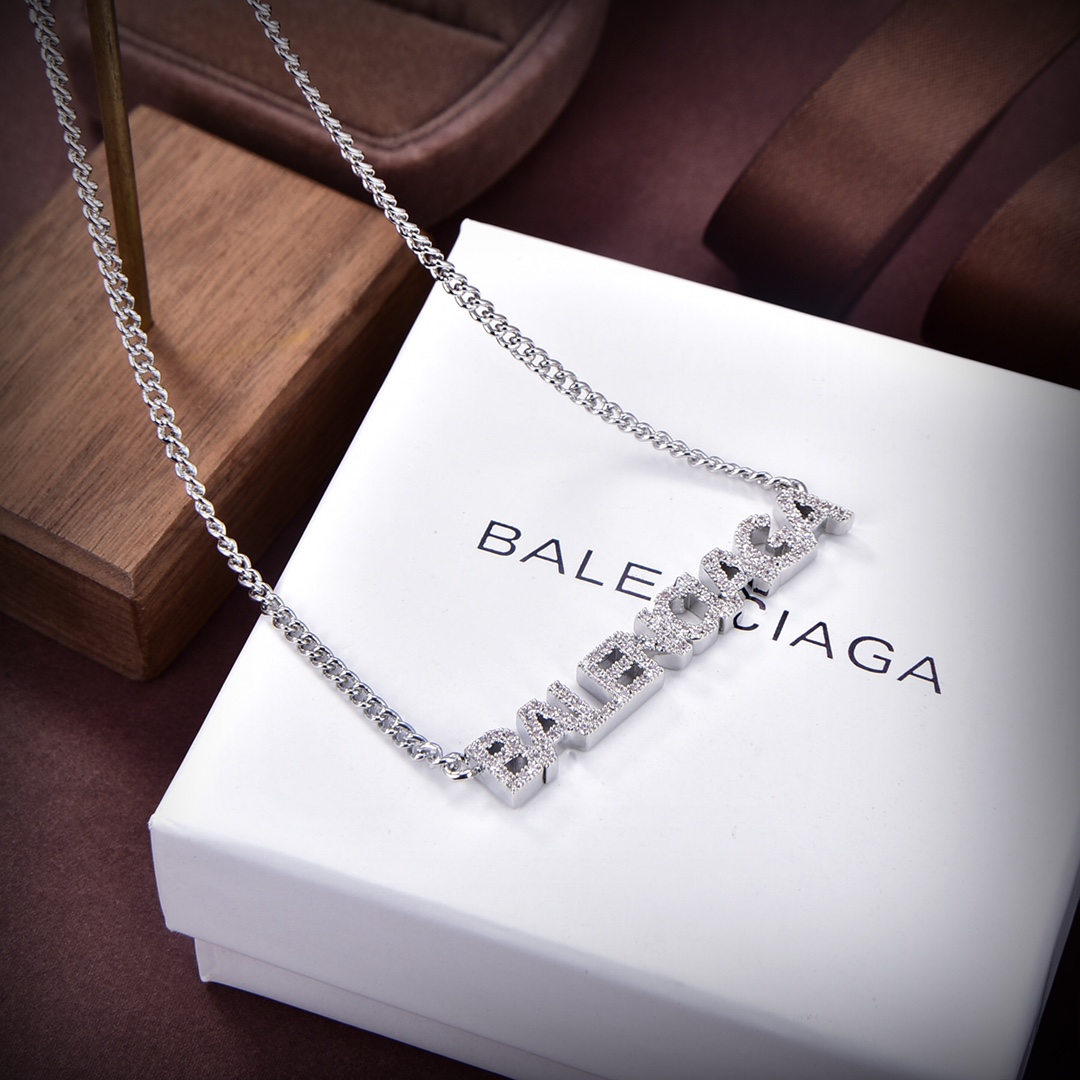 【ネックレス】★Balenciaga★