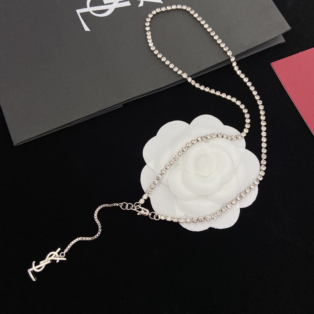 【ネックレス】★Yves Saint laurent★