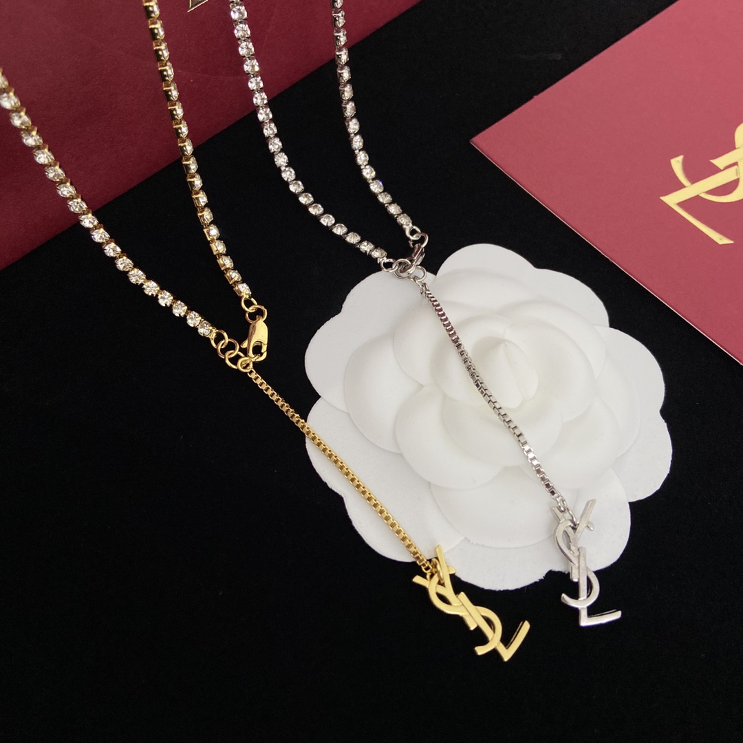 【ネックレス】★Yves Saint laurent★