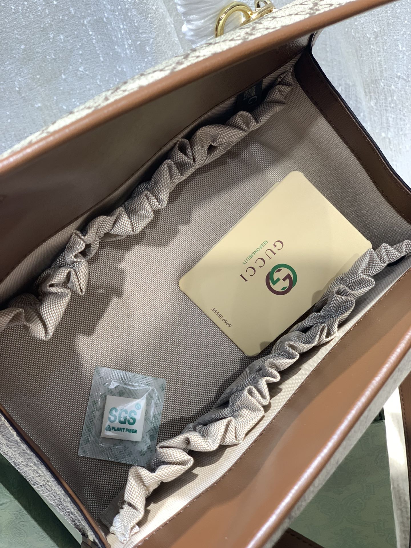 【GUCCI】23*16*12CM