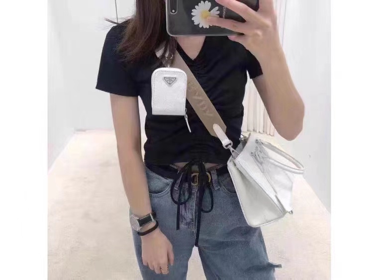【PRADA】 サイズ:23×16.5×10cm -5色