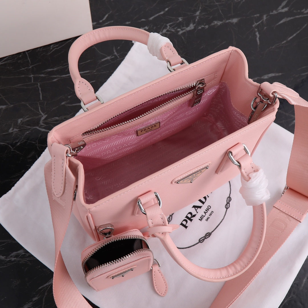 【PRADA】 サイズ:23×16.5×10cm -5色