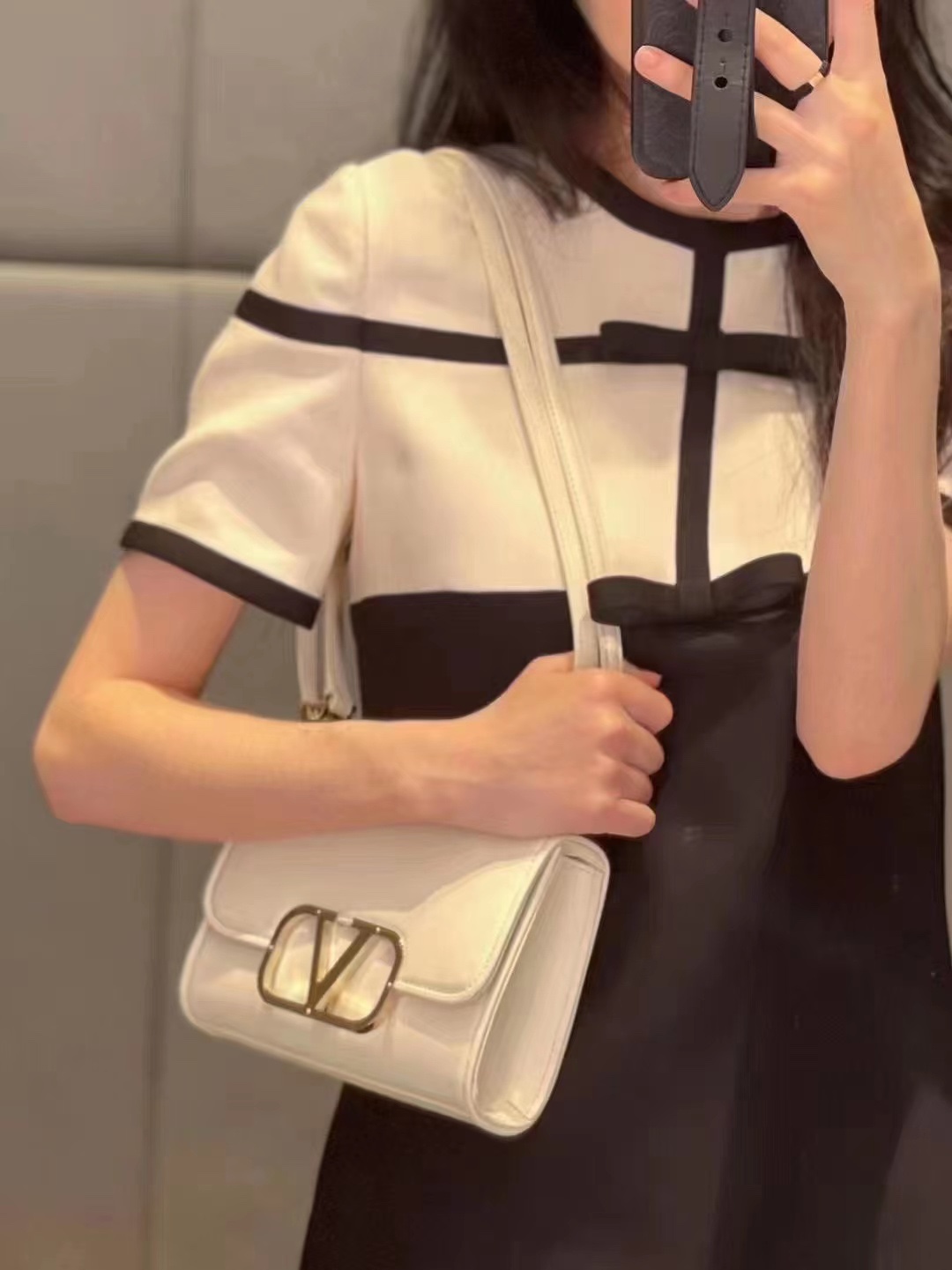 【Valentino】VLogoType 18x13x5cm