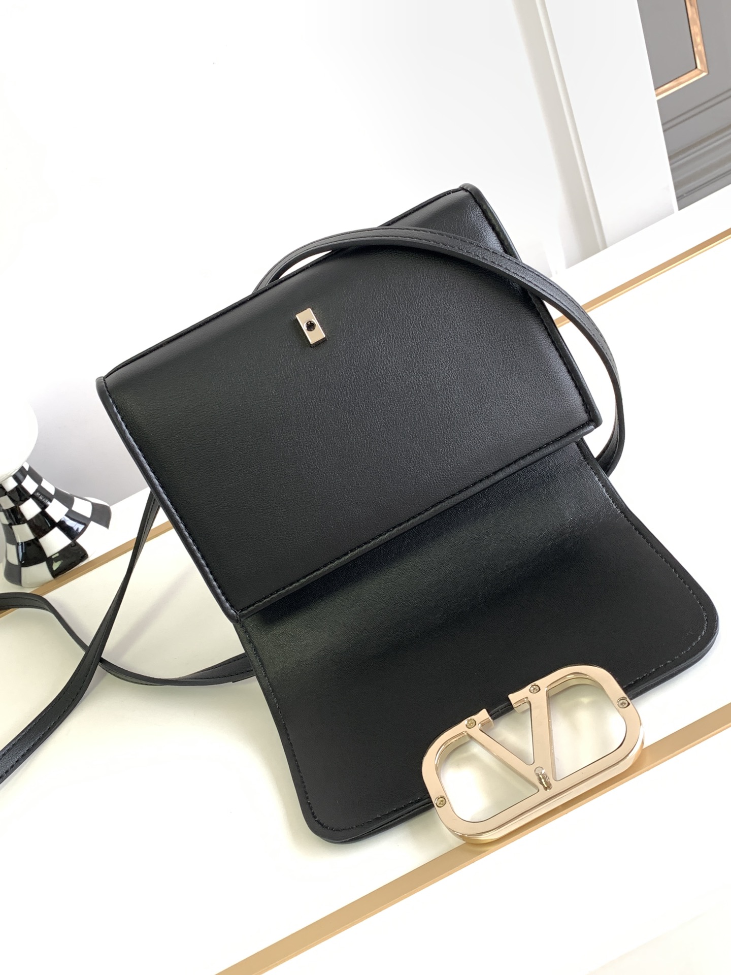 【Valentino】VLogoType 18x13x5cm