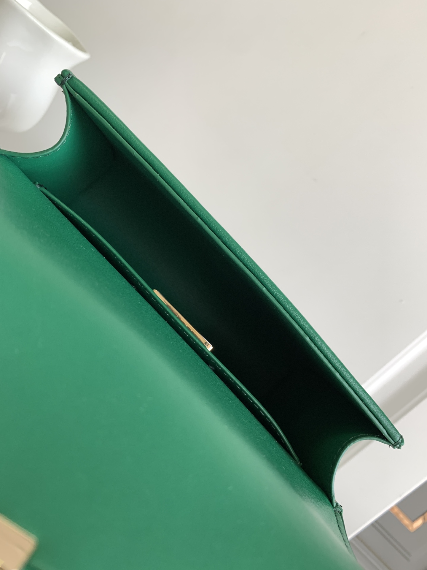 【Valentino】VLogoType 18x13x5cm