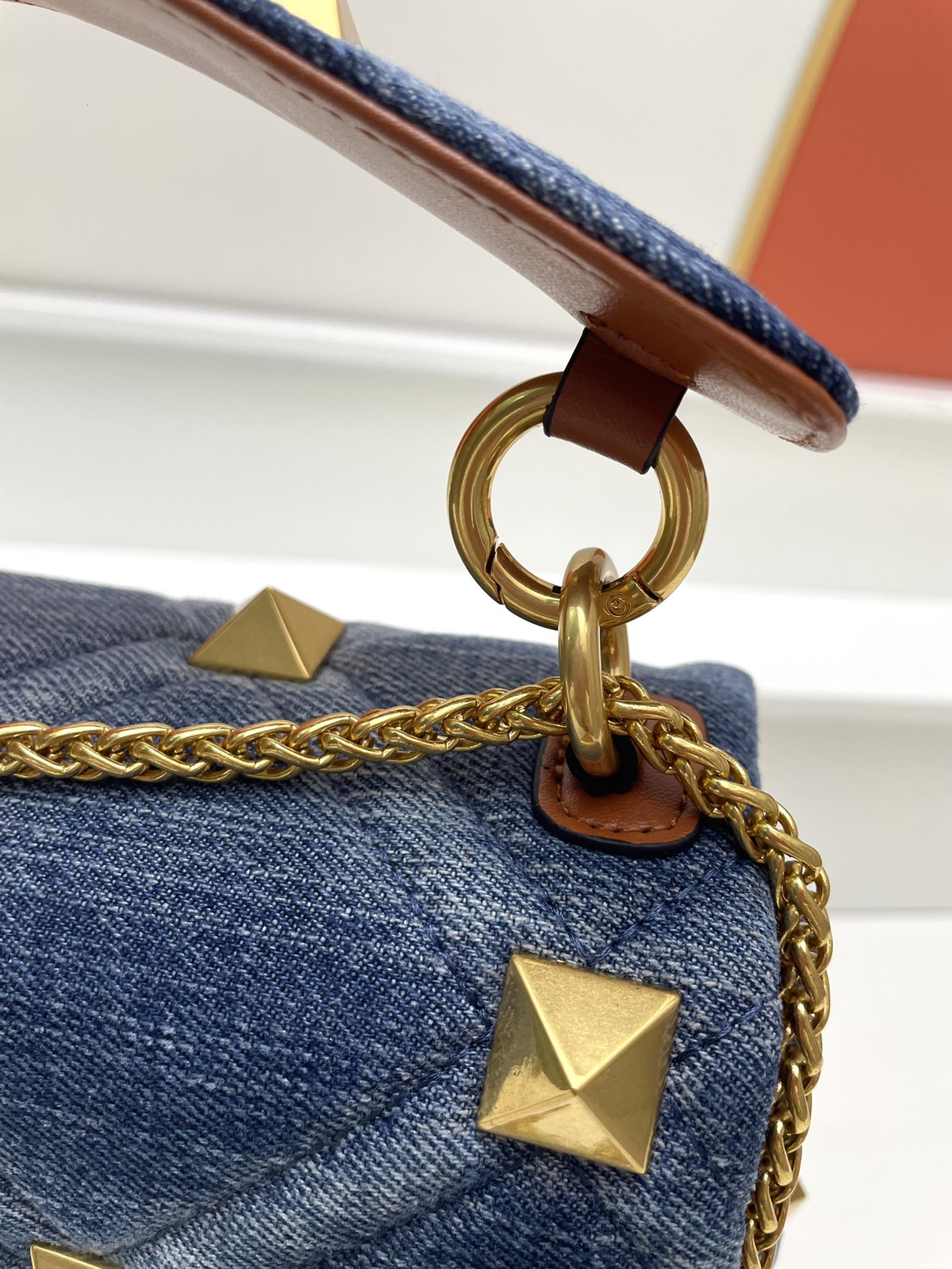 【Valentino】Garavani Roman Stud