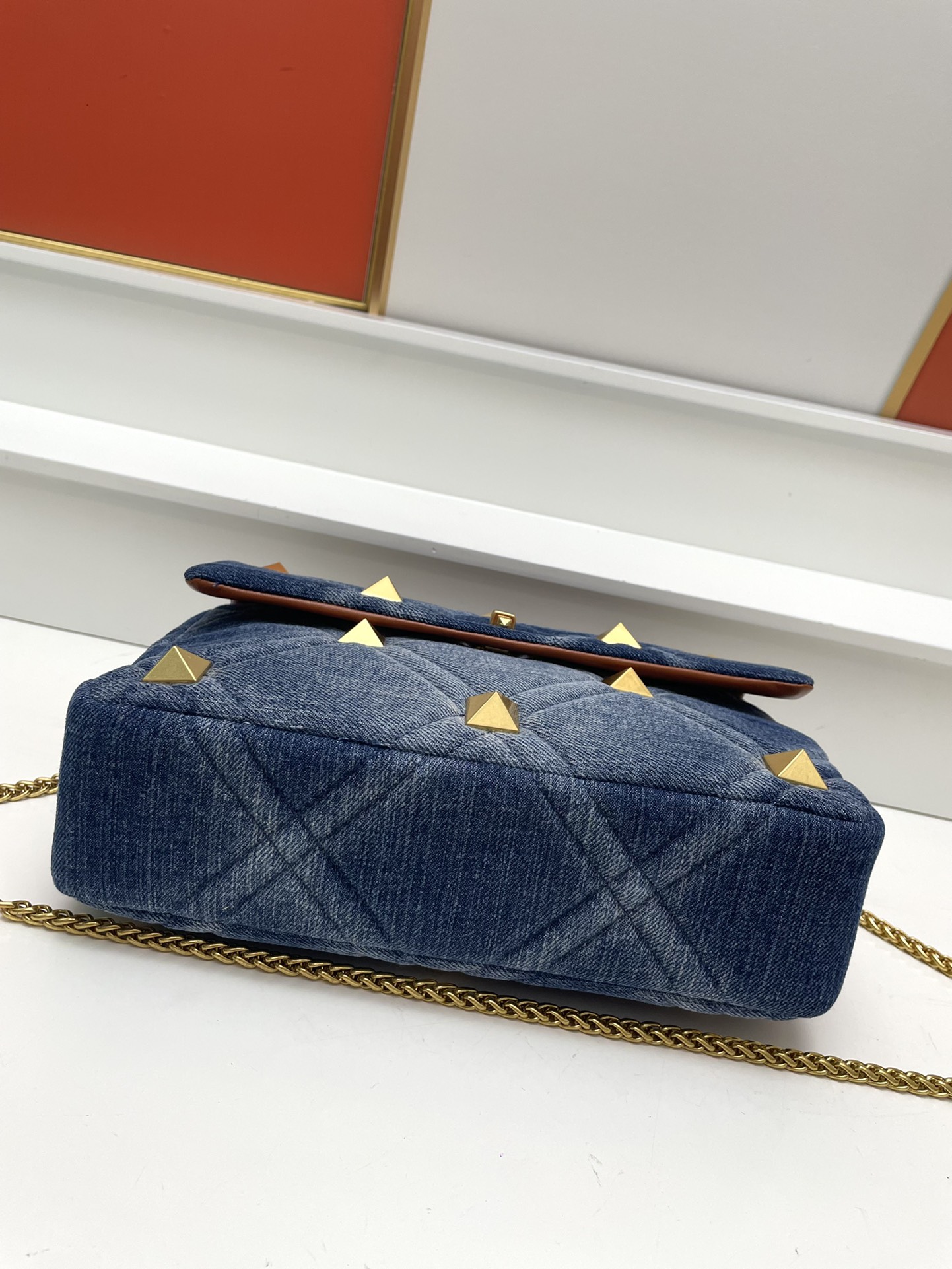 【Valentino】Garavani Roman Stud