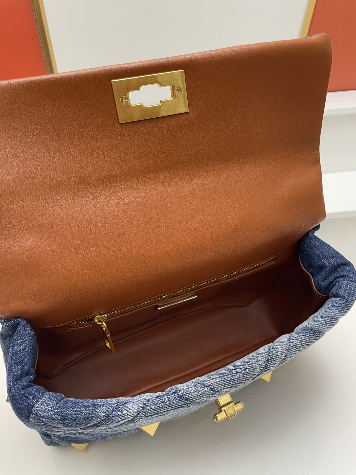 【Valentino】Garavani Roman Stud