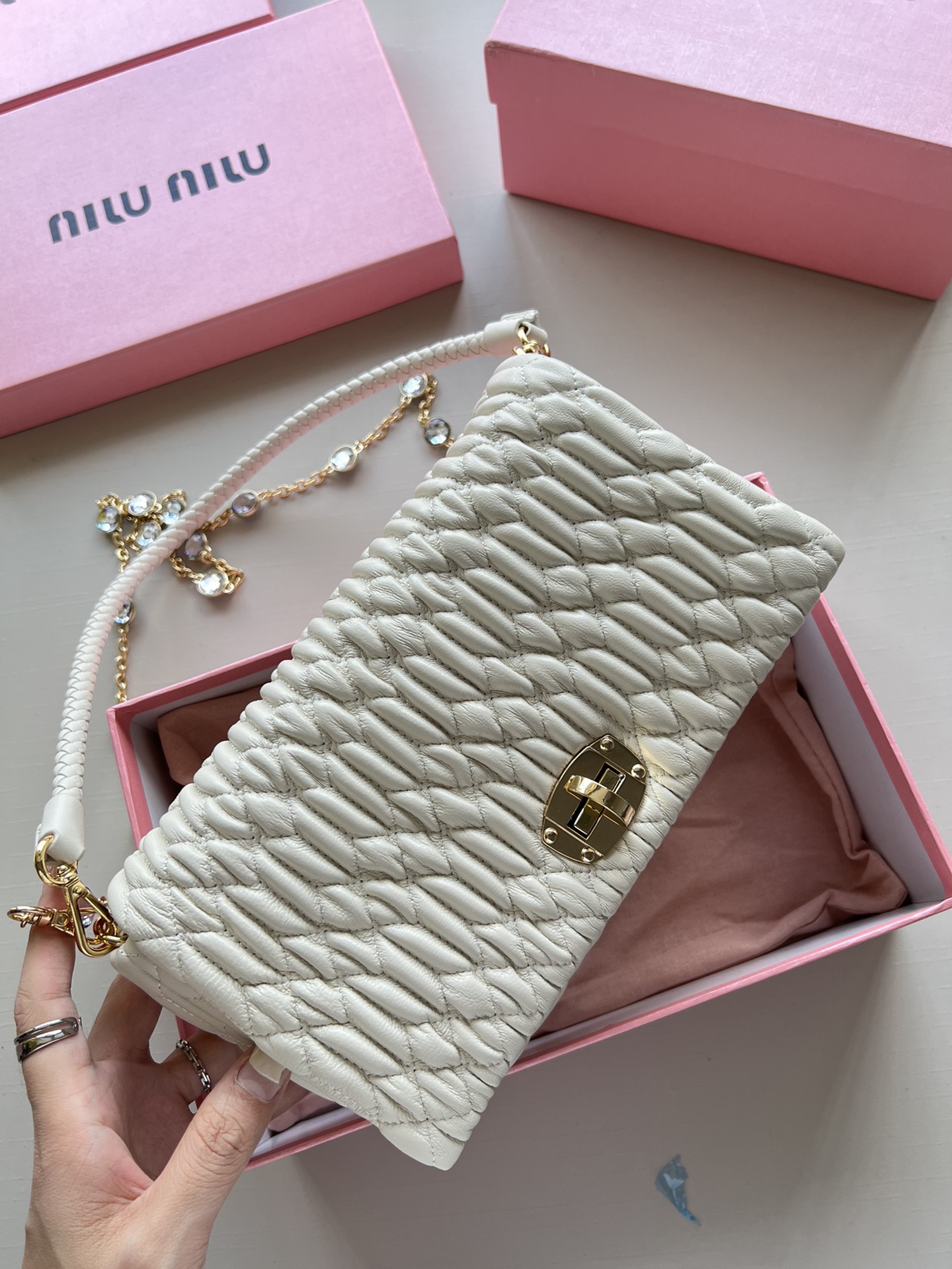 【MIUMIU】23-15-5cm
