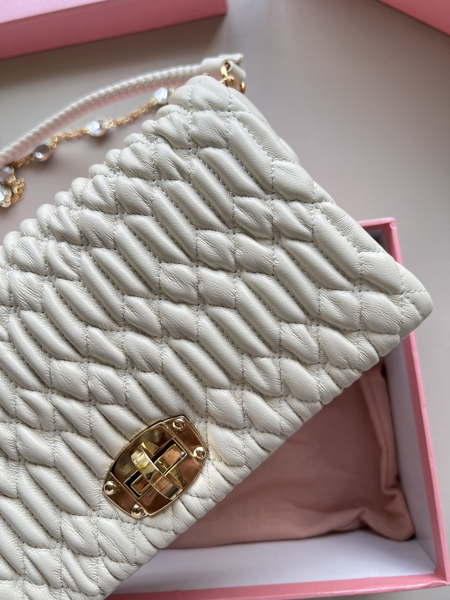 【MIUMIU】23-15-5cm